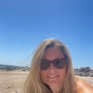 Meet your Posher, Maxine